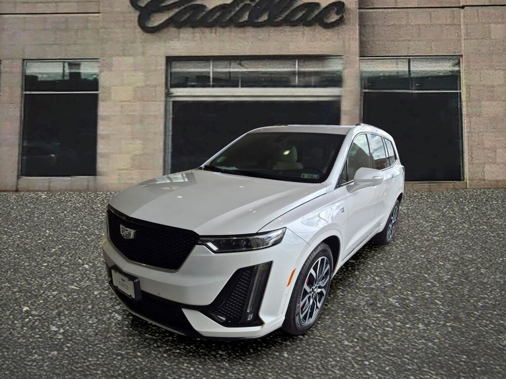 2025 Cadillac XT6 — photo 1 of 7
