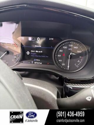 2023 Cadillac XT6 Sport — photo 1 of 6