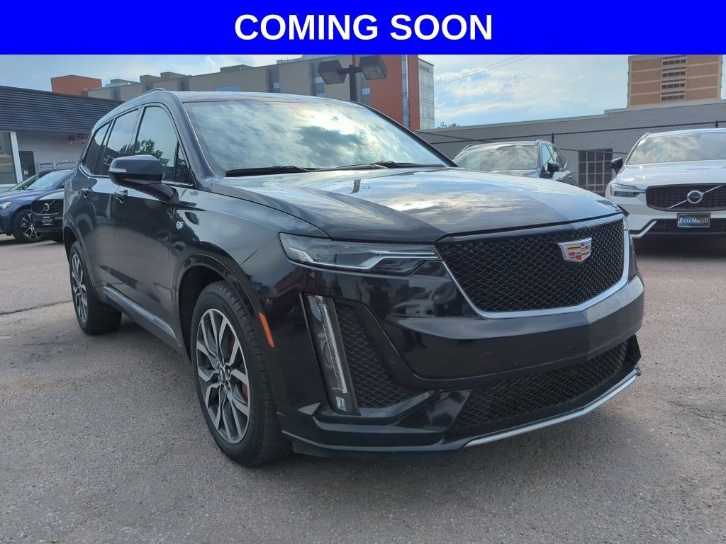 2023 Cadillac XT6 — photo 1 of 7