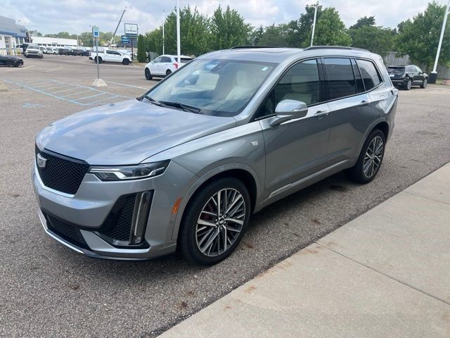 2024 Cadillac XT6 — photo 1 of 7