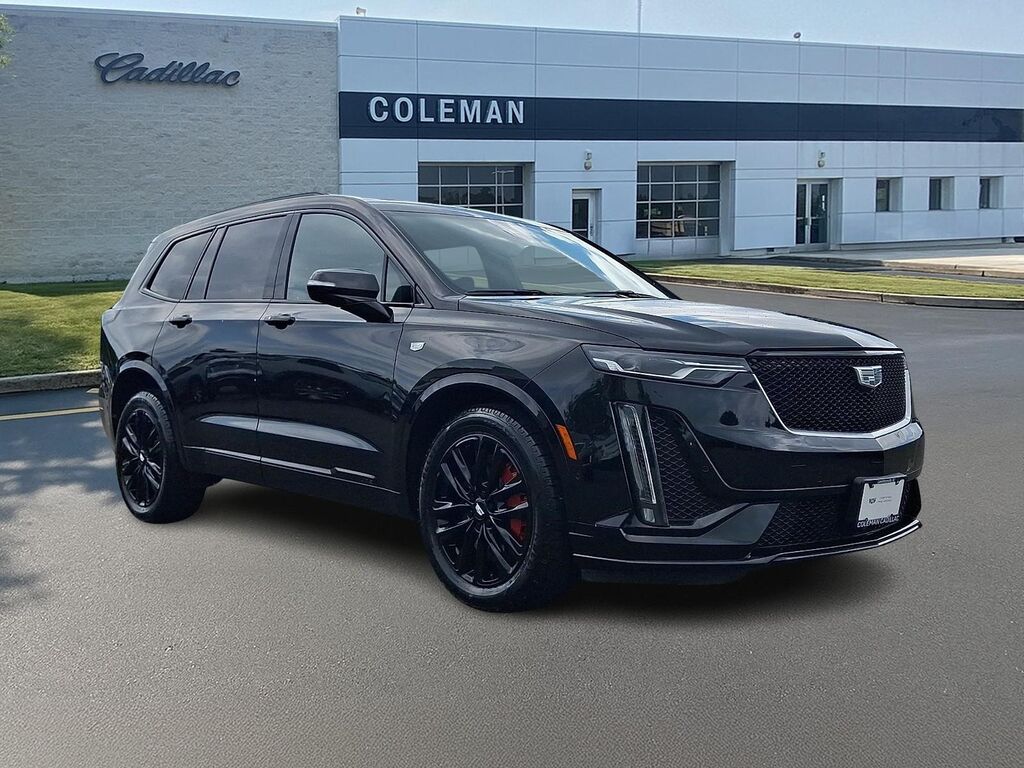2024 Cadillac XT6 — photo 1 of 7
