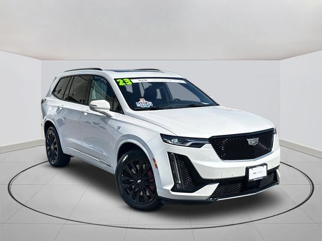 2023 Cadillac XT6 — photo 1 of 7