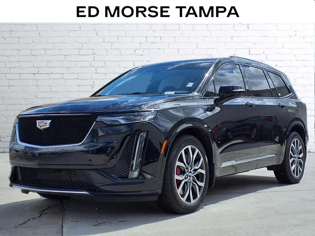 2024 Cadillac XT6 Sport — photo 1 of 13