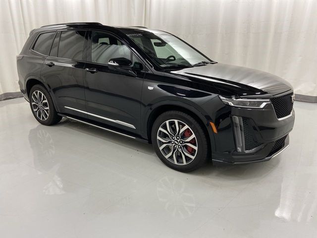 2023 Cadillac XT6 — photo 1 of 7