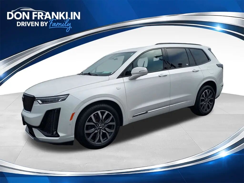 2021 Cadillac XT6 Sport — photo 1 of 13