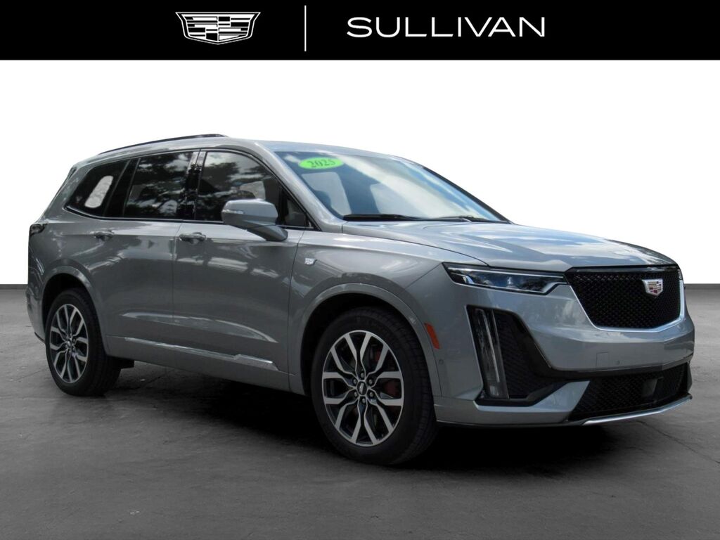 2025 Cadillac XT6 — photo 1 of 7