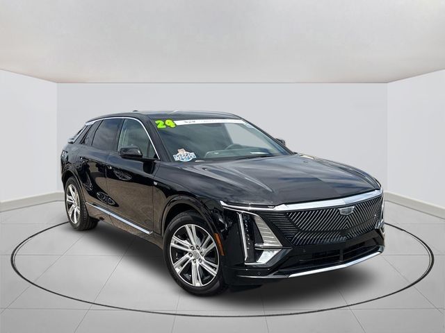2024 Cadillac LYRIQ — photo 1 of 7