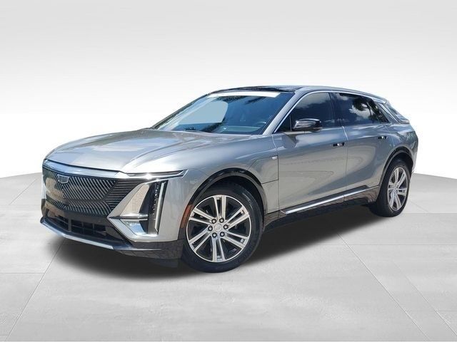 2024 Cadillac LYRIQ — photo 1 of 14