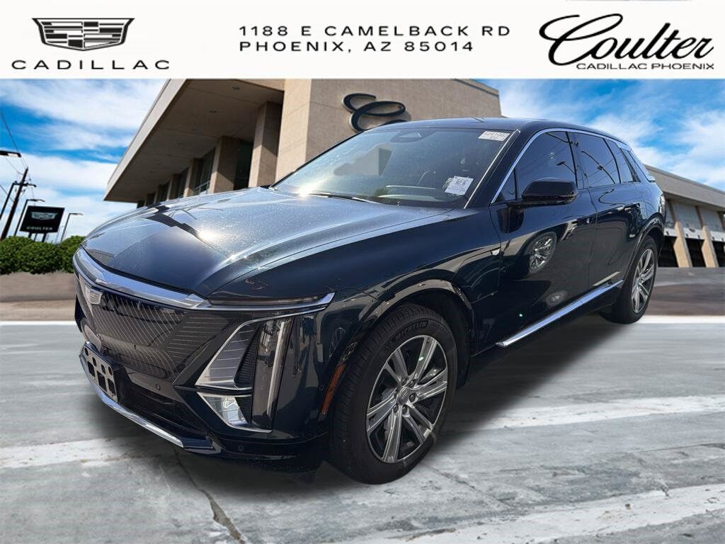 2024 Cadillac LYRIQ — photo 1 of 7