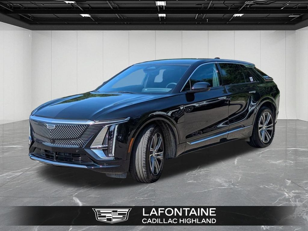 2023 Cadillac LYRIQ — photo 1 of 7