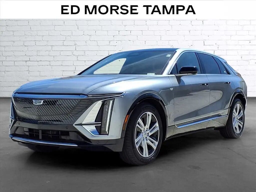2024 Cadillac LYRIQ Tech — photo 1 of 26