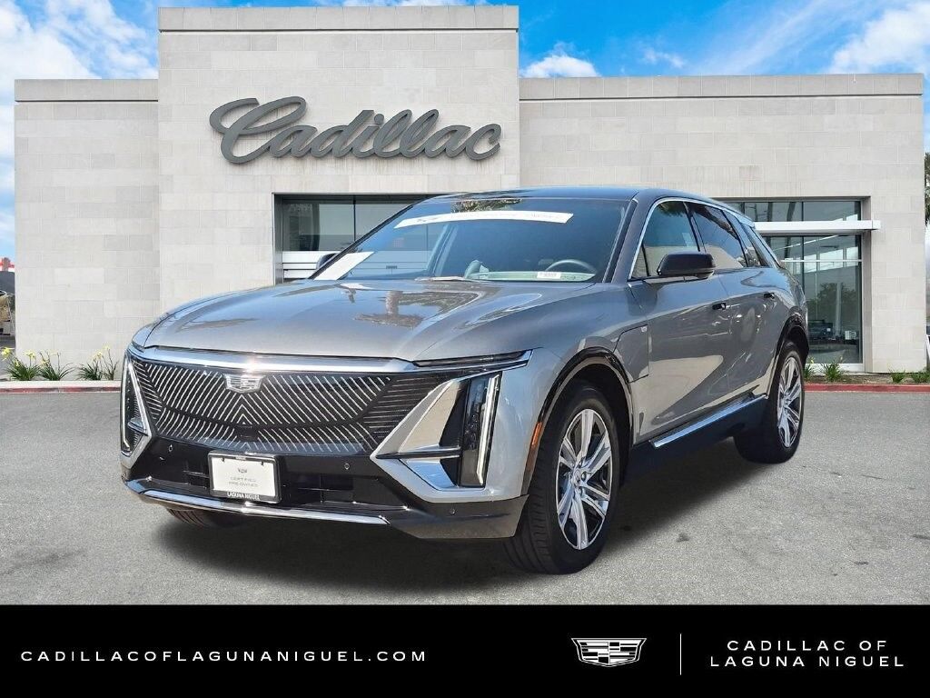 2024 Cadillac LYRIQ — photo 1 of 7