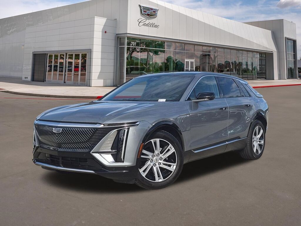 2024 Cadillac LYRIQ — photo 1 of 7