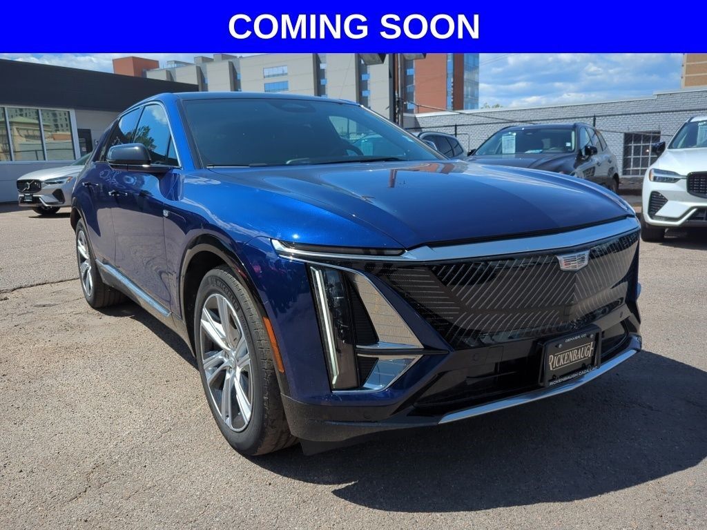 2024 Cadillac LYRIQ — photo 1 of 7