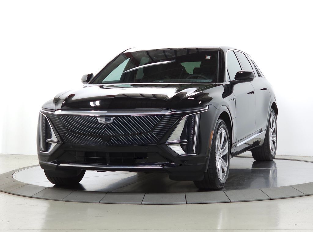 2024 Cadillac LYRIQ — photo 1 of 6