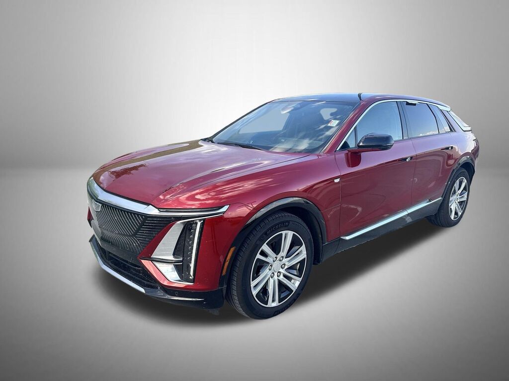 2024 Cadillac LYRIQ — photo 1 of 1