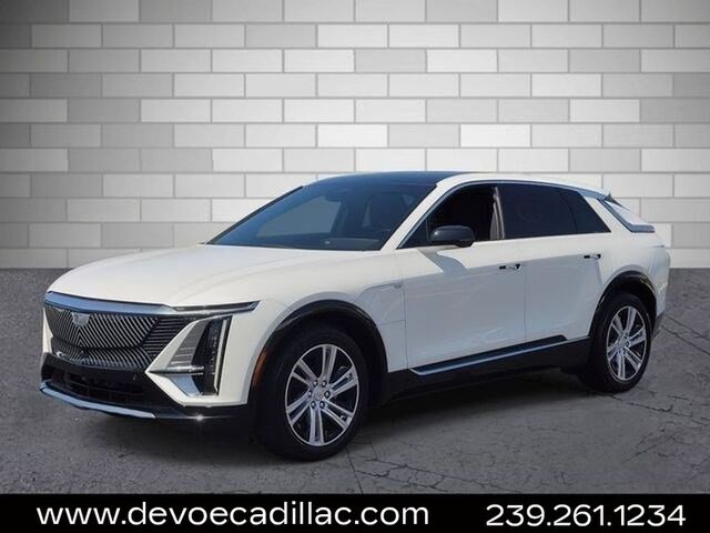 2024 Cadillac LYRIQ — photo 1 of 7