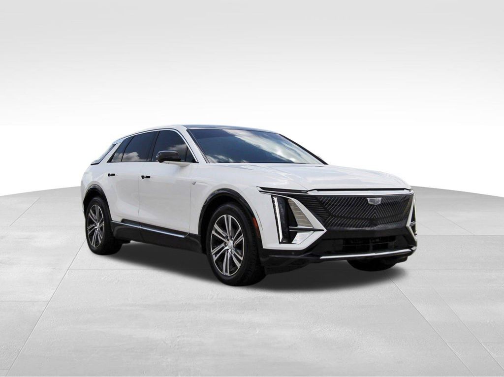 2025 Cadillac LYRIQ — photo 1 of 7