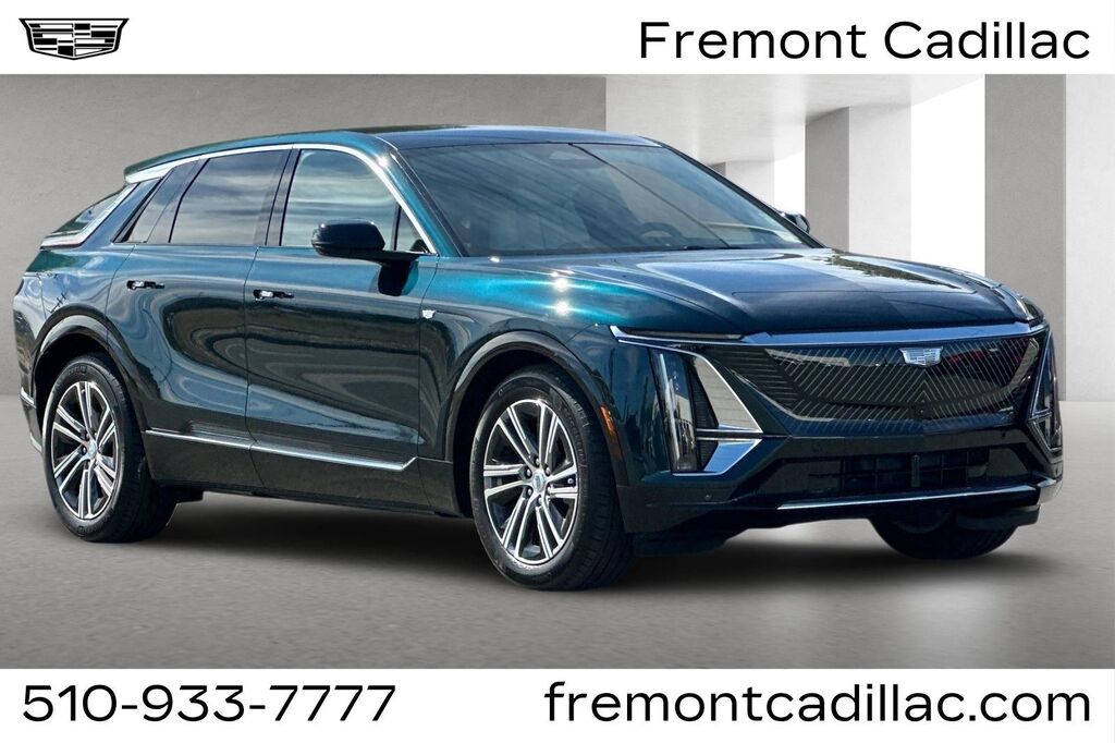 2025 Cadillac LYRIQ — photo 1 of 7
