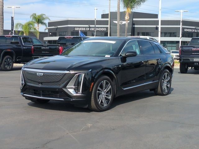 2024 Cadillac LYRIQ — photo 1 of 7