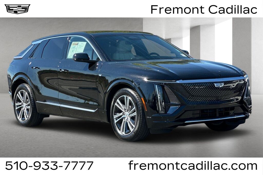 2024 Cadillac LYRIQ — photo 1 of 7