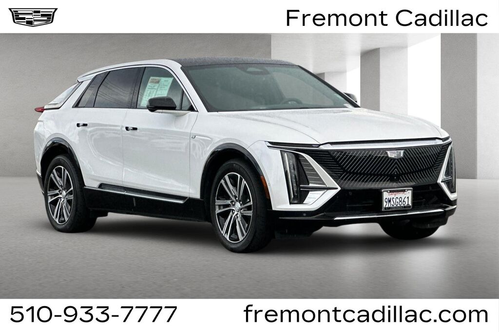 2024 Cadillac LYRIQ — photo 1 of 7