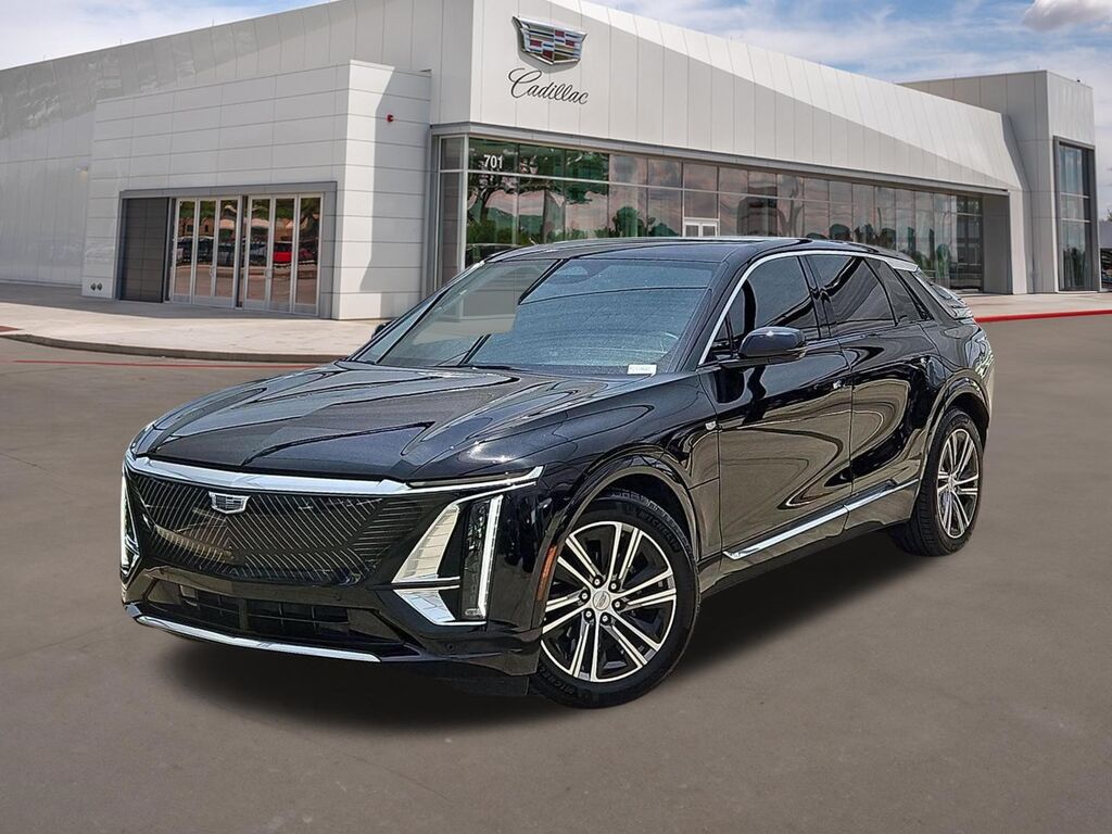 2024 Cadillac LYRIQ — photo 1 of 7