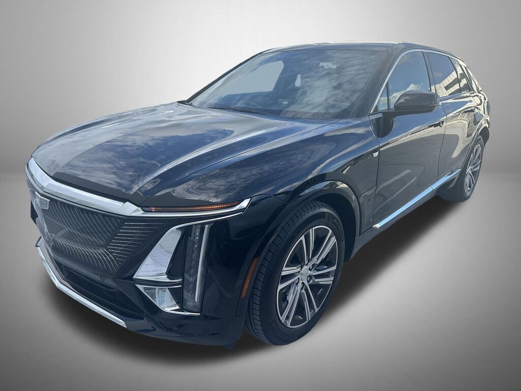 2024 Cadillac LYRIQ — photo 1 of 7