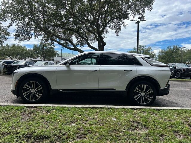 2024 Cadillac LYRIQ