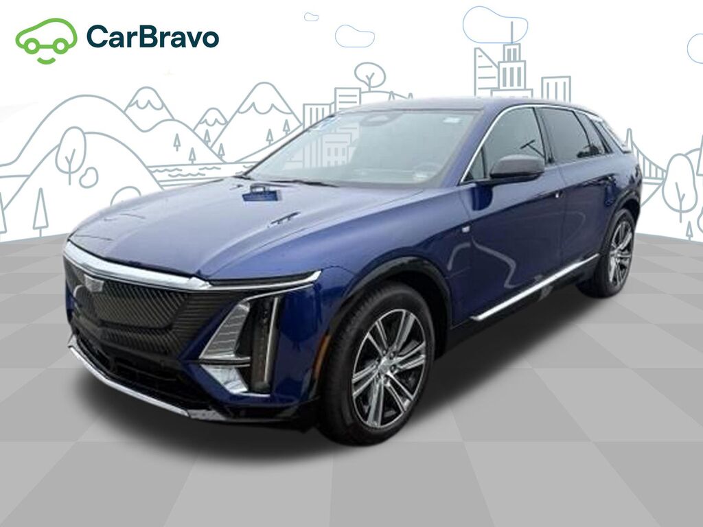 2024 Cadillac LYRIQ Luxury 1 — photo 1 of 6