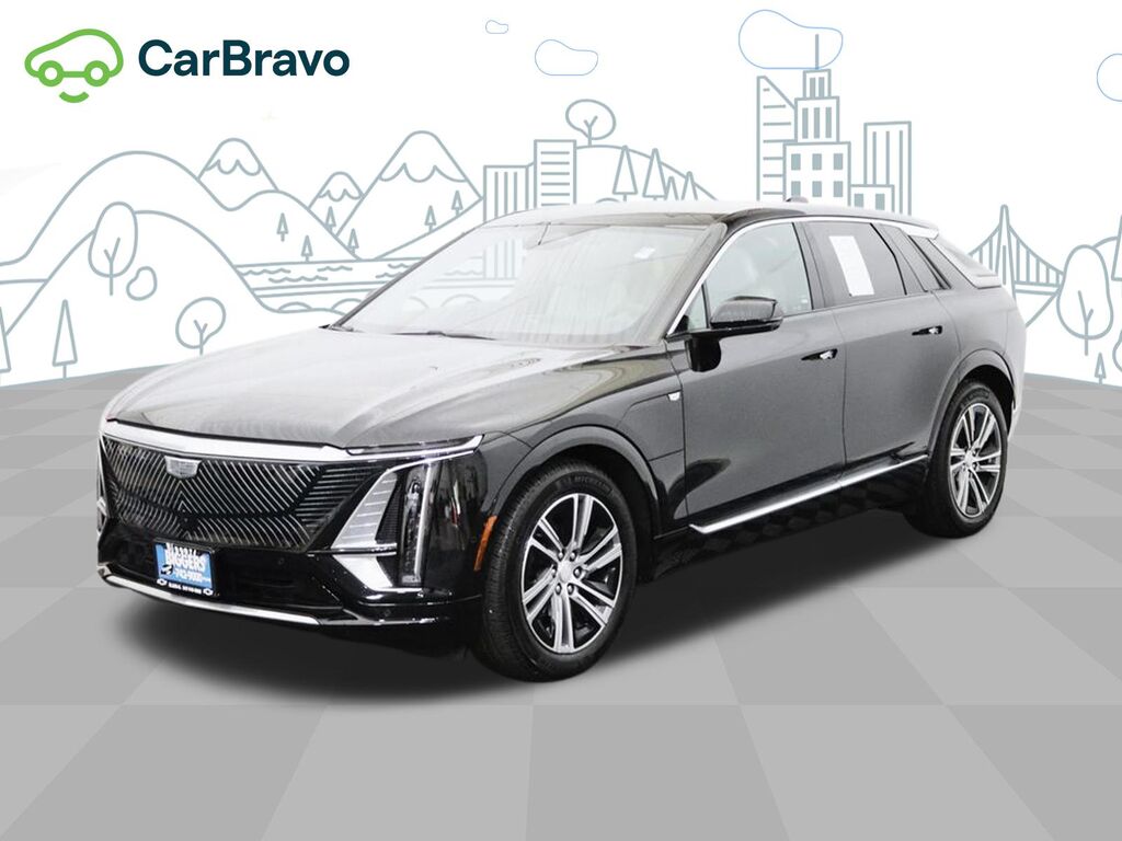 2024 Cadillac LYRIQ Luxury 1 — photo 1 of 7