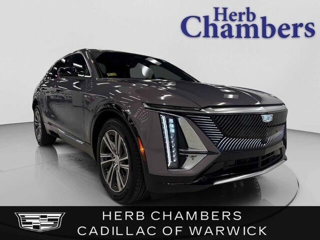 2024 Cadillac LYRIQ Luxury 1