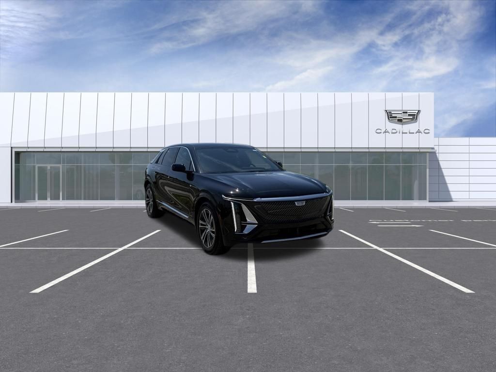 2024 Cadillac LYRIQ — photo 1 of 7