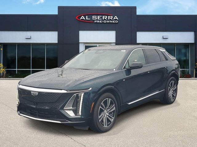 2024 Cadillac LYRIQ — photo 1 of 7