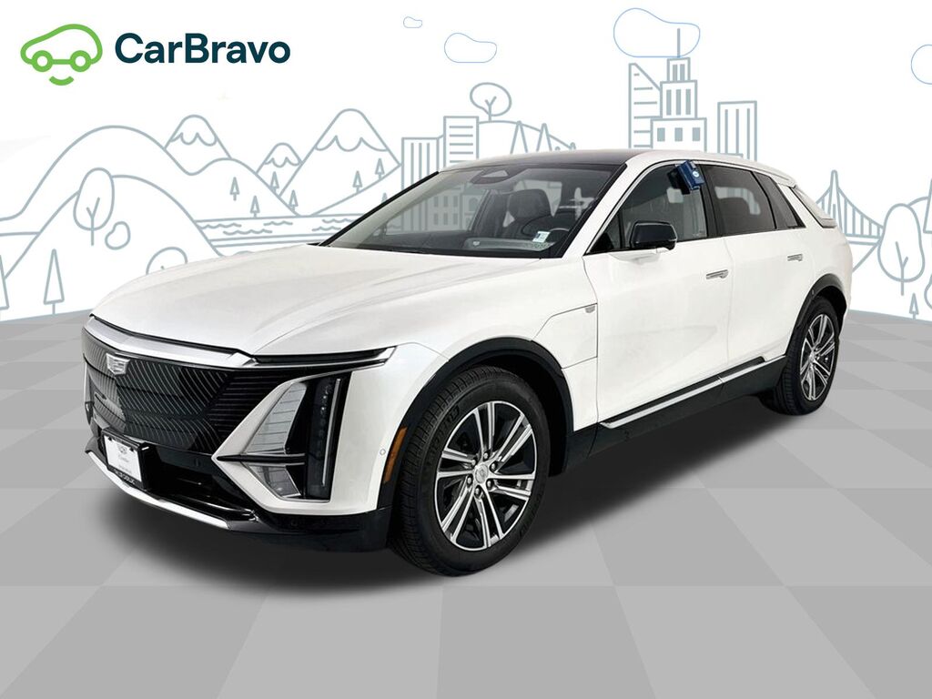 2024 Cadillac LYRIQ Luxury 2 — photo 1 of 7