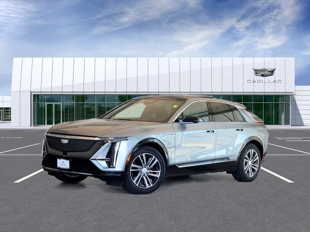 2024 Cadillac LYRIQ — photo 1 of 7
