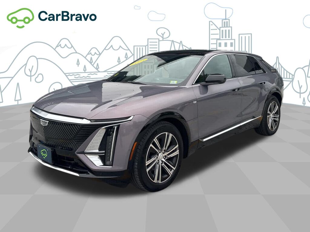 2024 Cadillac LYRIQ Luxury 2 — photo 1 of 7