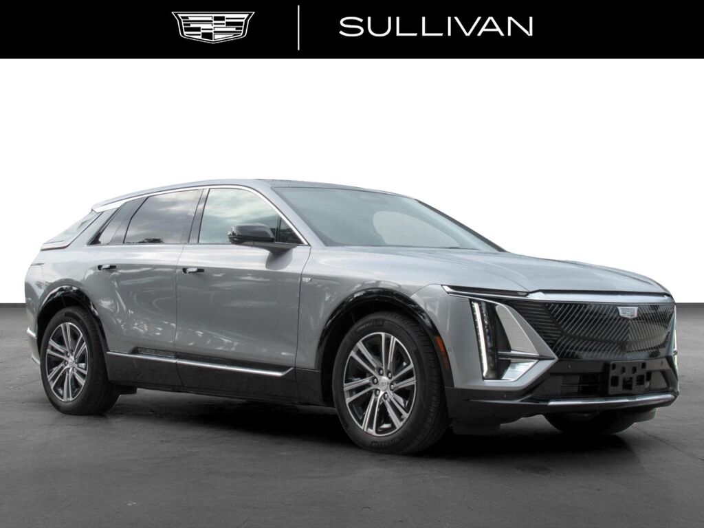 2024 Cadillac LYRIQ — photo 1 of 7