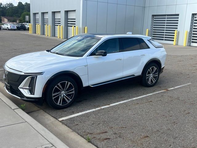 2024 Cadillac LYRIQ