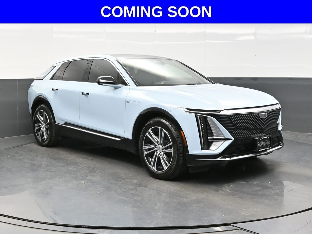 2024 Cadillac LYRIQ — photo 1 of 7