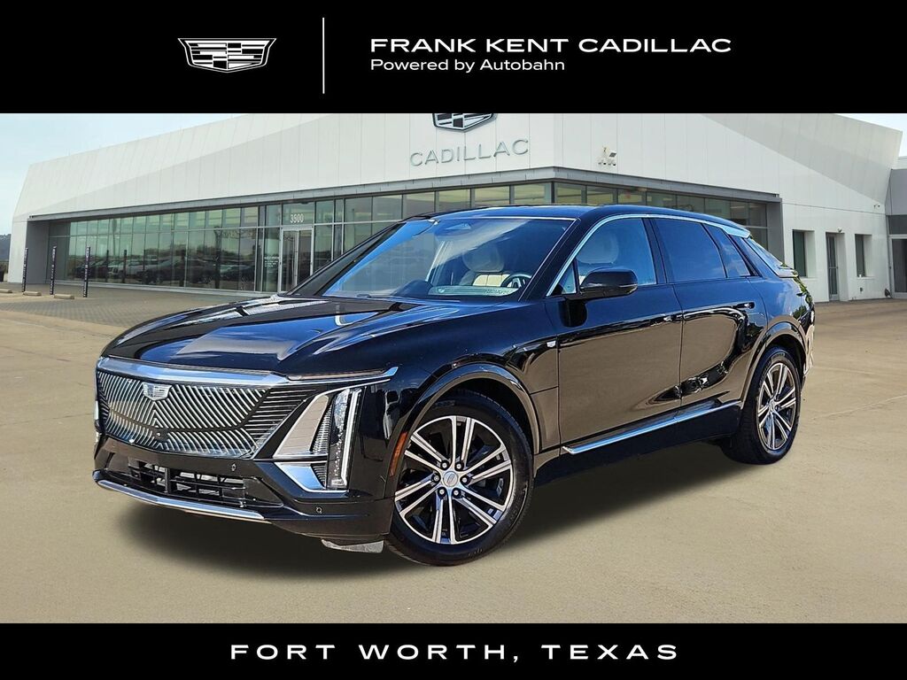 2024 Cadillac LYRIQ — photo 1 of 7
