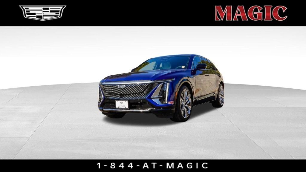 2024 Cadillac LYRIQ — photo 1 of 7