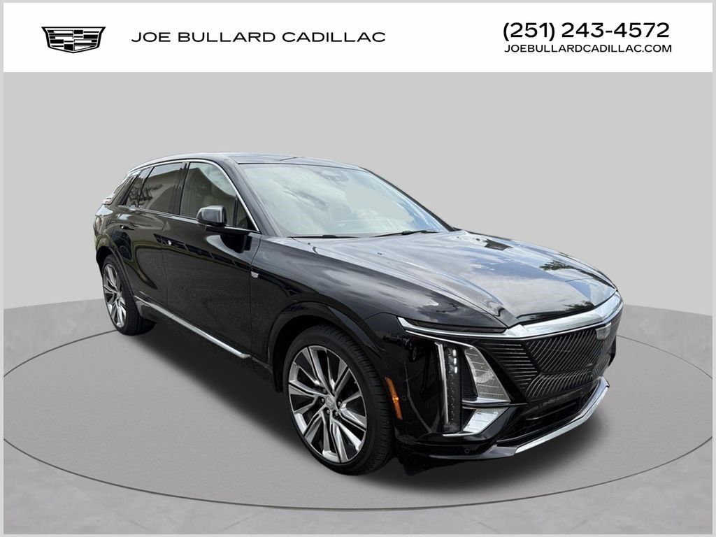 2024 Cadillac LYRIQ — photo 1 of 5
