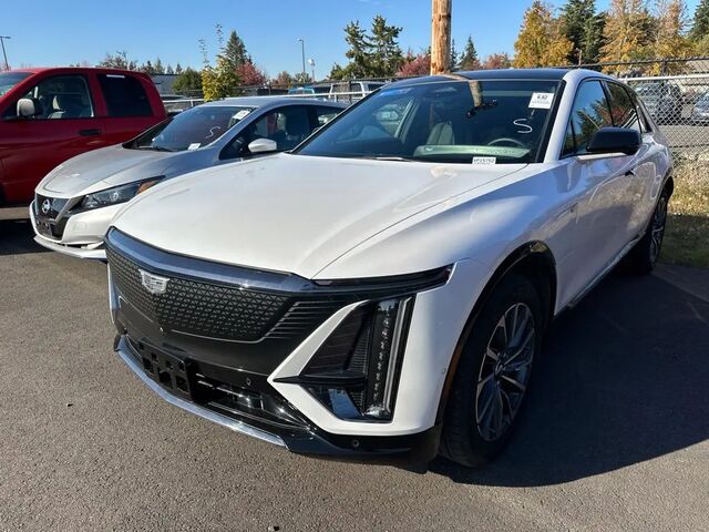 2024 Cadillac LYRIQ Sport 1
