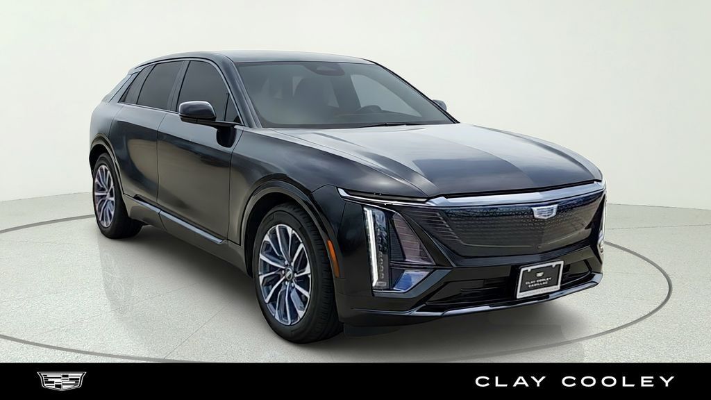2024 Cadillac LYRIQ — photo 1 of 7