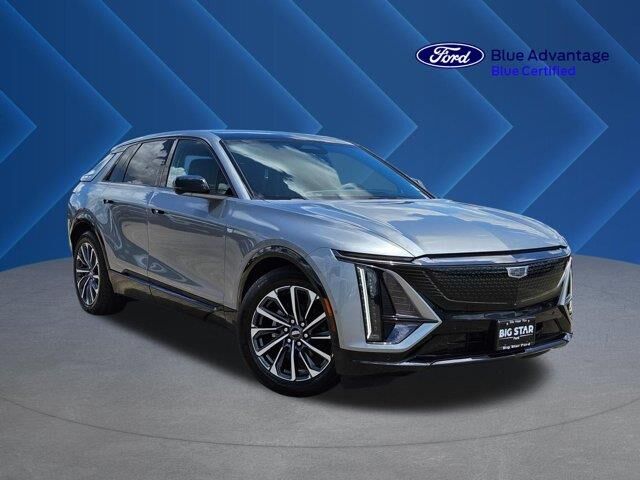 2024 Cadillac LYRIQ Sport 1
