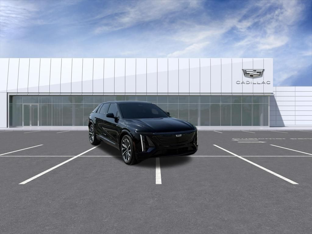 2024 Cadillac LYRIQ — photo 1 of 7