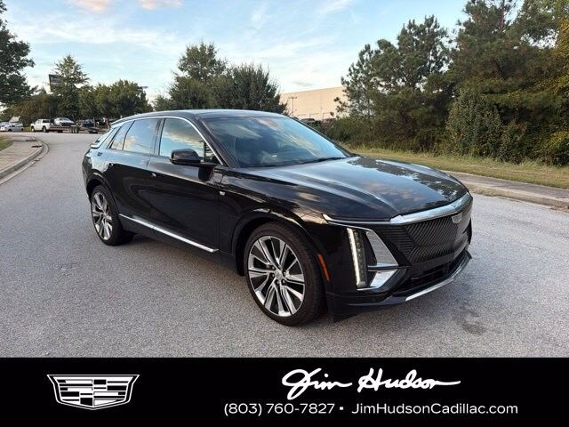 2025 Cadillac LYRIQ