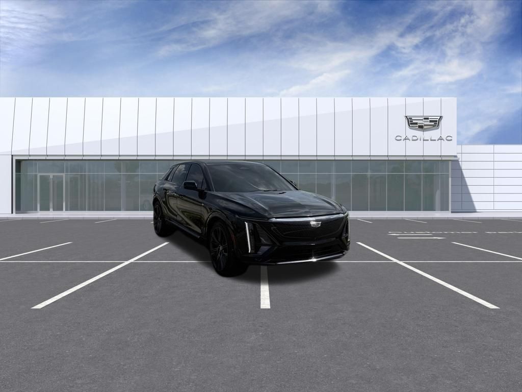 2024 Cadillac LYRIQ — photo 1 of 7