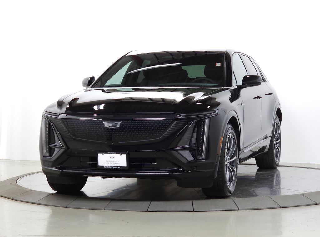 2024 Cadillac LYRIQ — photo 1 of 6